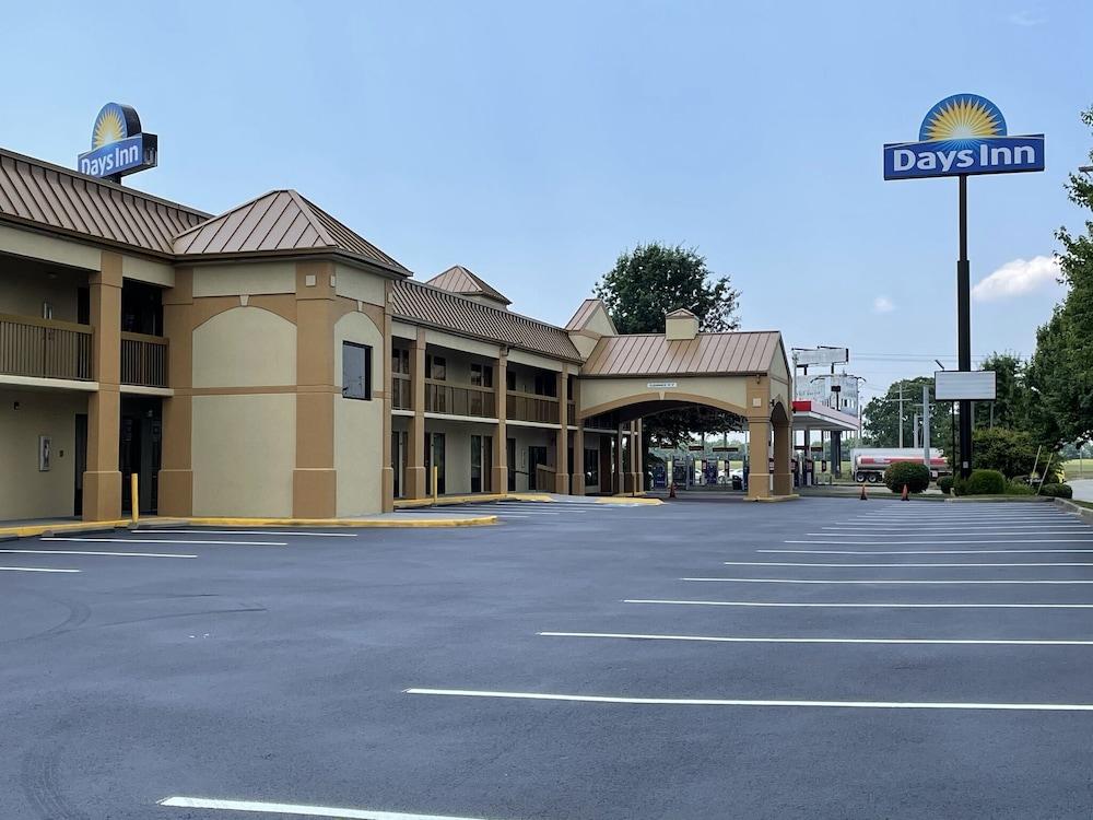 Days Inn By Wyndham Oak Grove/Ft. Campbell Eksteriør bilde