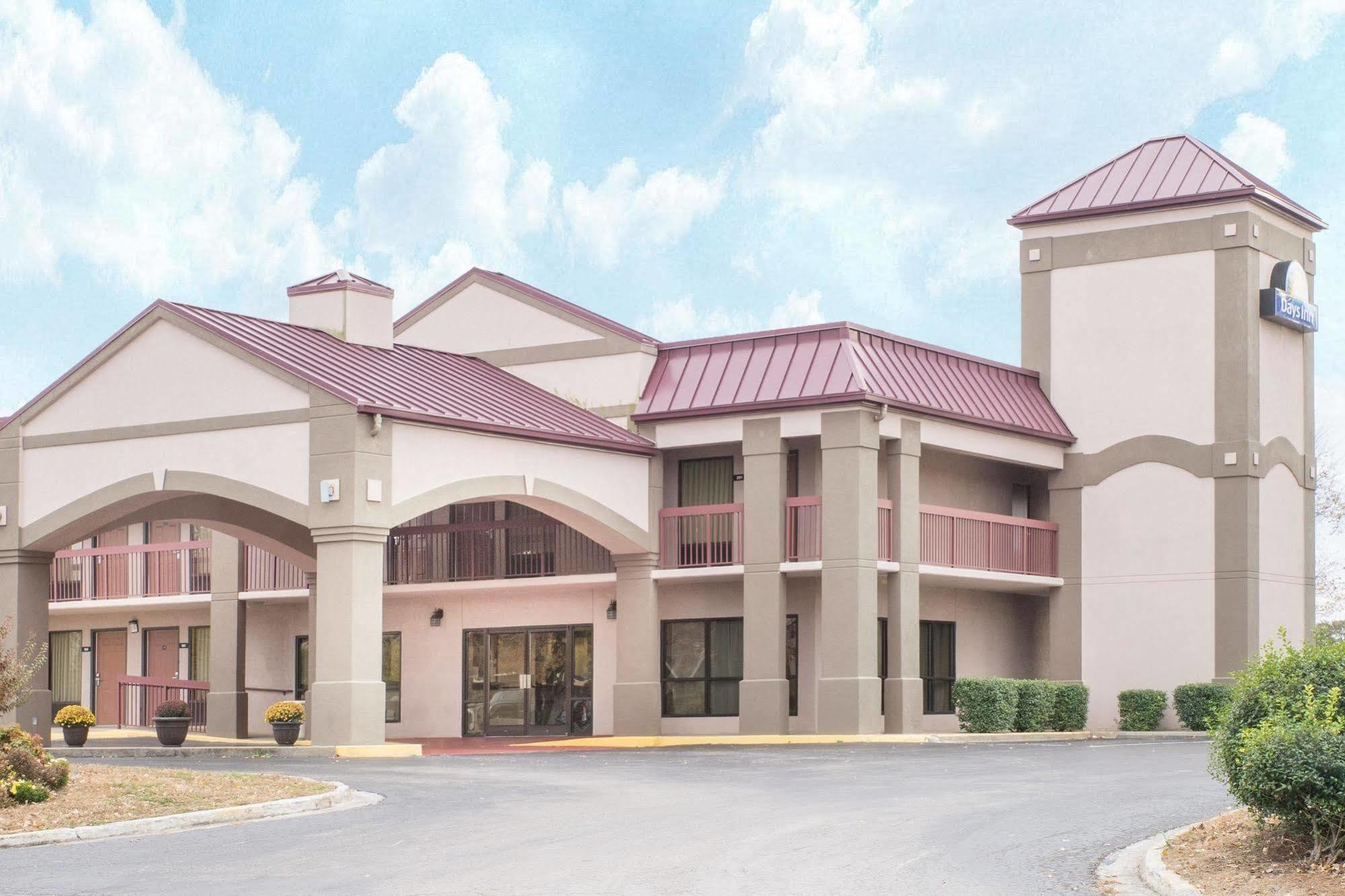 Days Inn By Wyndham Oak Grove/Ft. Campbell Eksteriør bilde